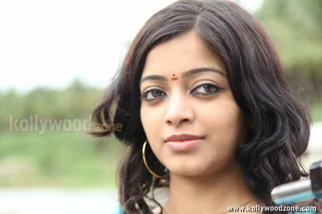 Janani Iyer Paagan Photos