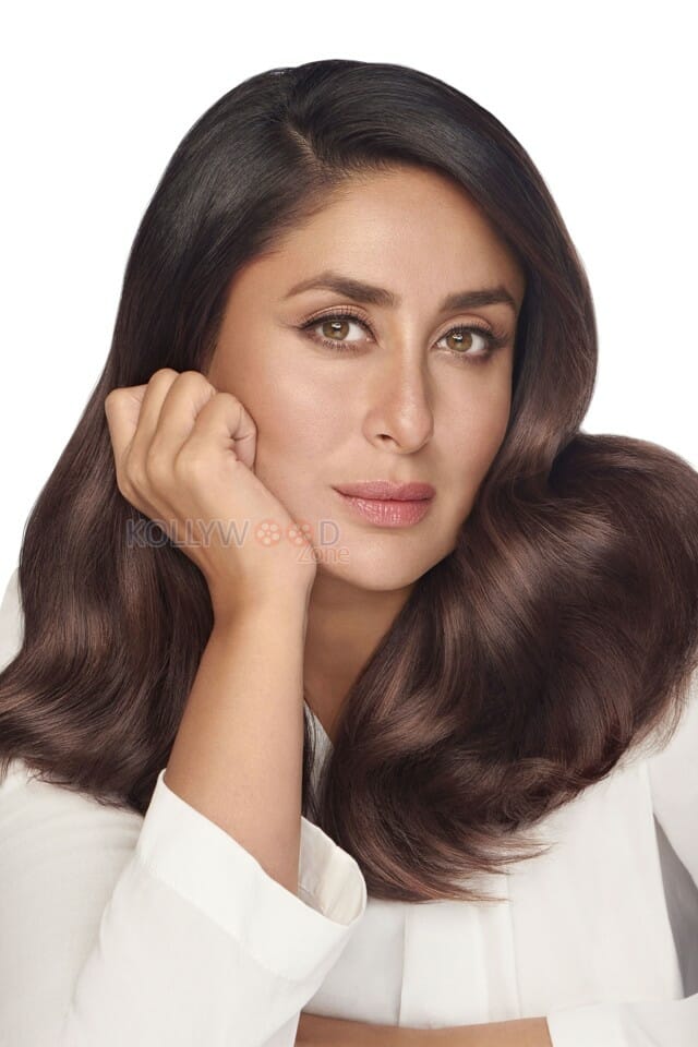 Kareena Kapoor St Botanica Photoshoot Stills 02