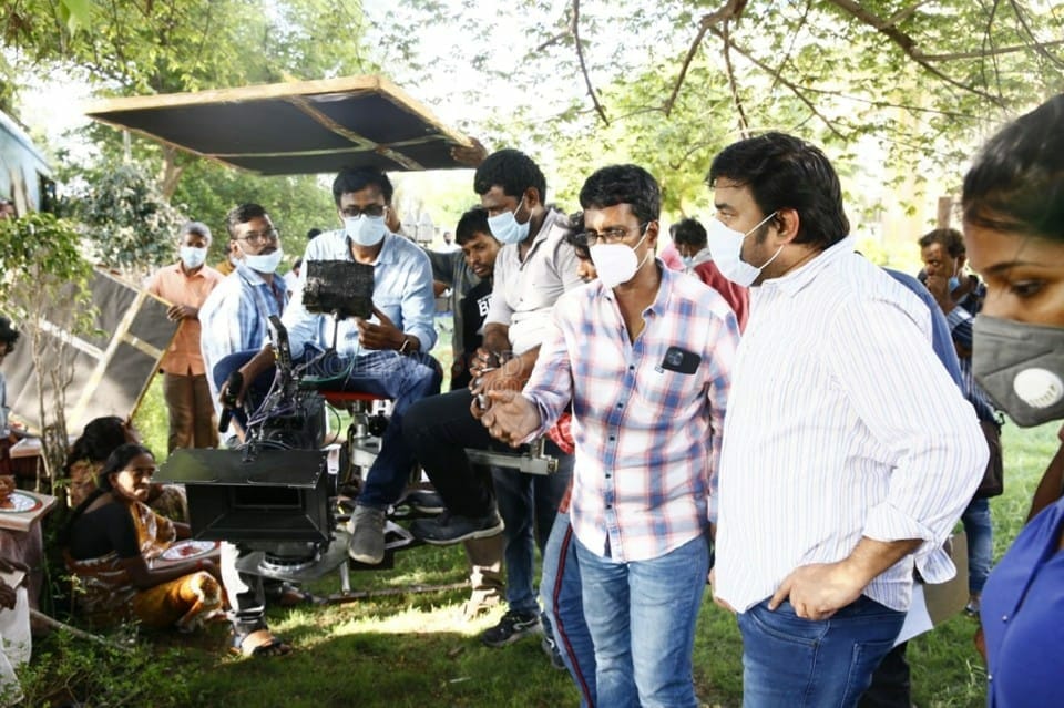 Kasethan Kadavulada Movie Shooting Pics