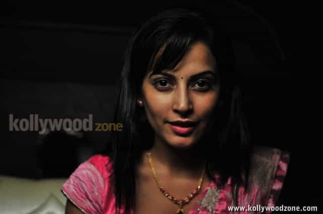 Maanathil Mayam Seithai Heroine Disha Pandey Stills