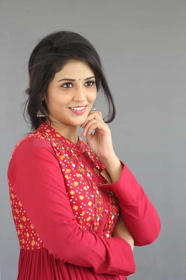 Taxiwala Heroine Priyanka Jawalkar Interview Photos