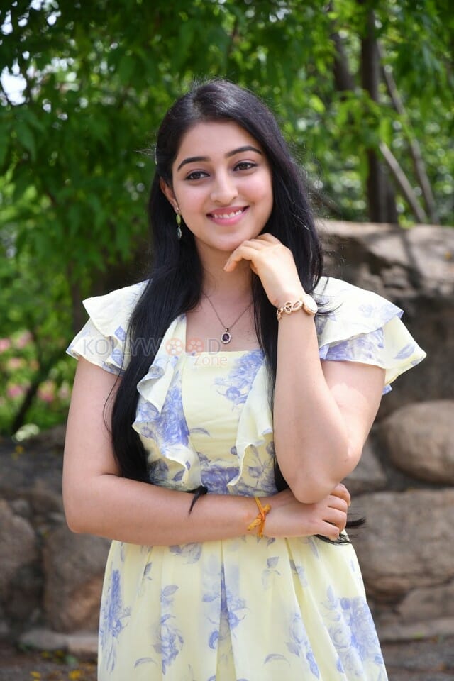 Telugu Actress Mouryaani Latest Photoshoot Pictures