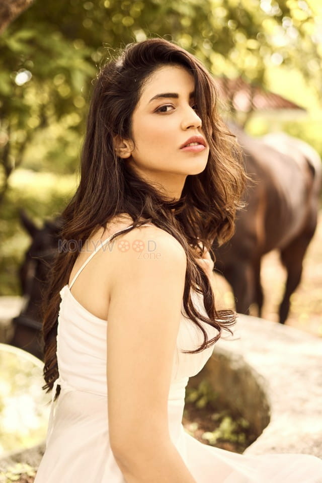 Tollywood Heroine Priyanka Jawalkar Latest Horse Photoshoot Pics