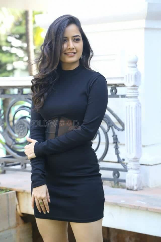 Actress Ashika Ranganath Sexy Photoshoot Pictures 28