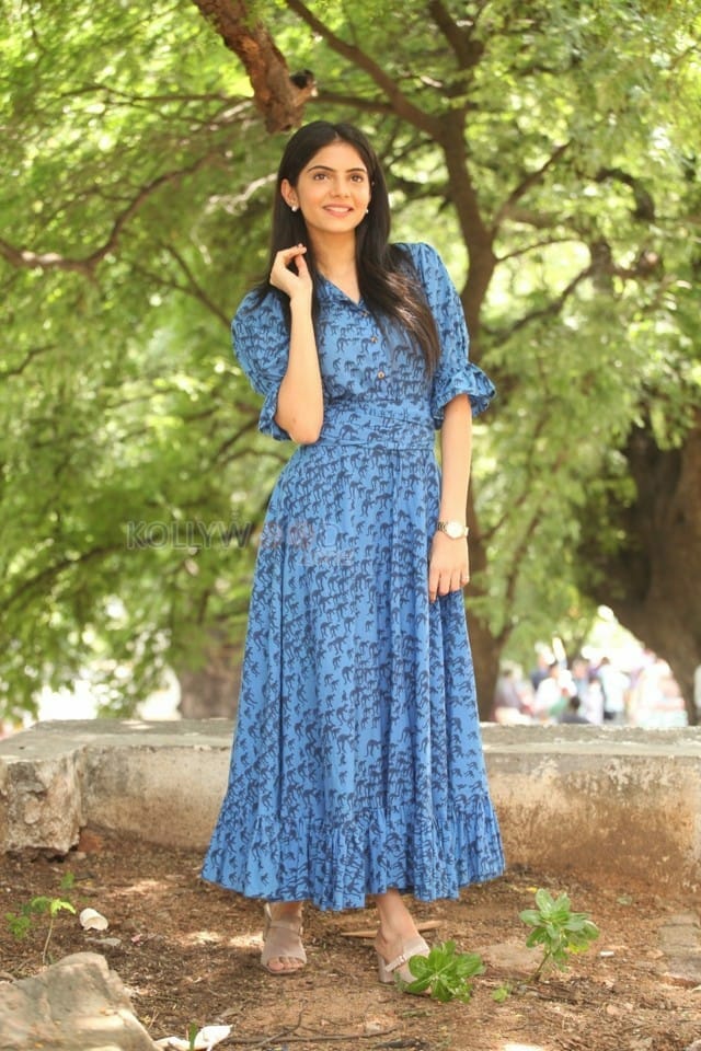 Actress Misha Narang at Missing Movie Promotional Song Press Meet Photos 04