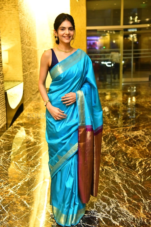 Actress Misha Narang at The 100 Movie Pre Release Event Pictures 05