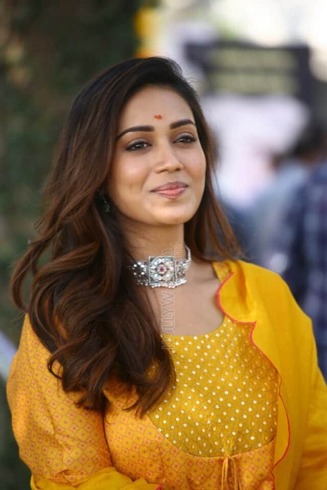 Actress Nivetha Pethuraj at Das Ka Dhamka Movie Opening Photos 03