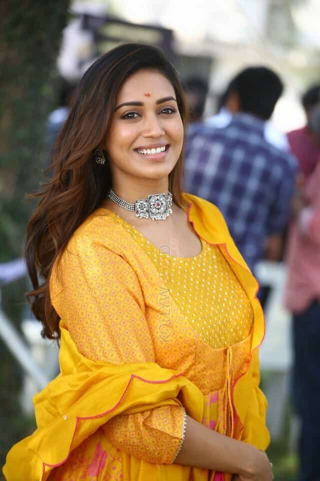 Actress Nivetha Pethuraj at Das Ka Dhamka Movie Opening Photos 06