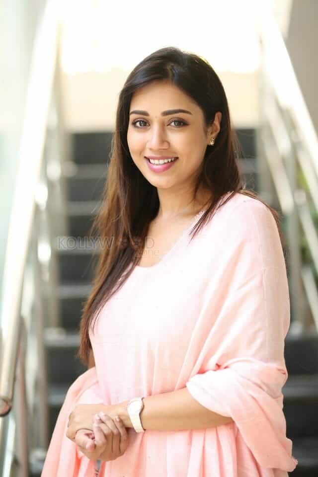 Actress Nivetha Pethuraj at Dhamki Interview Pictures 14