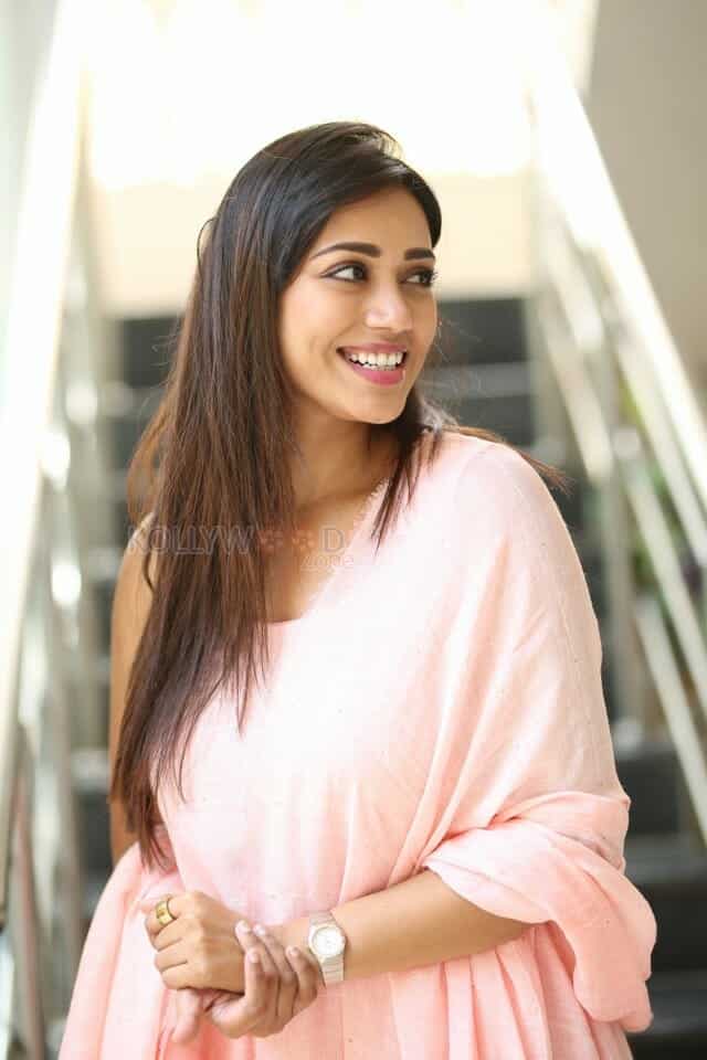 Actress Nivetha Pethuraj at Dhamki Interview Pictures 15