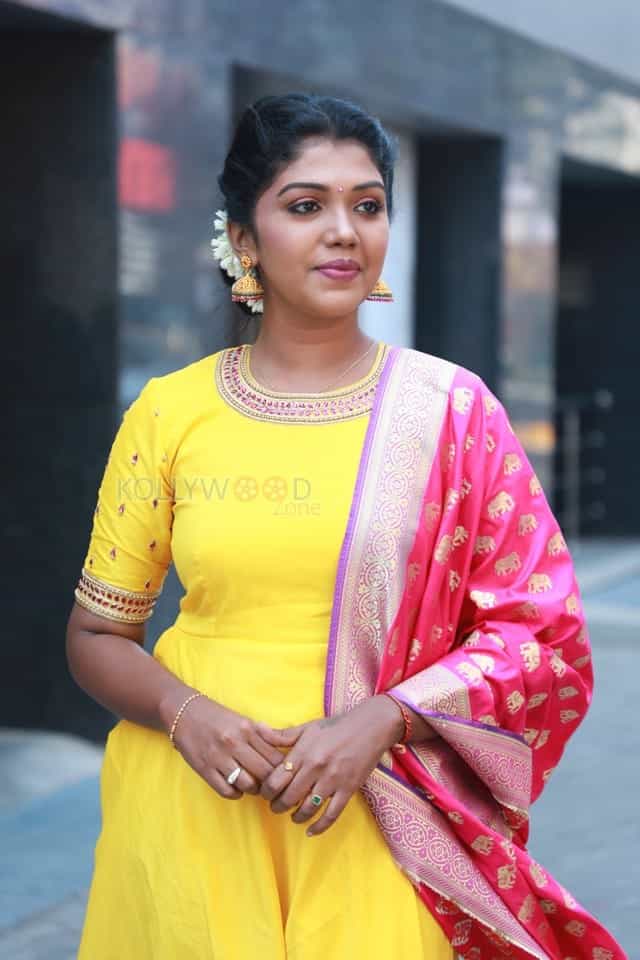 Actress Riythvika At Nethra Audio Launch Photos
