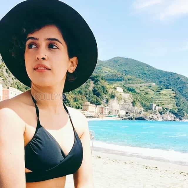 Actress Sanya Malhotra Photos