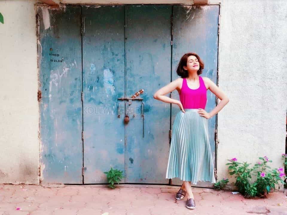 Actress Shraddha Das Latest Photoshoot Pictures