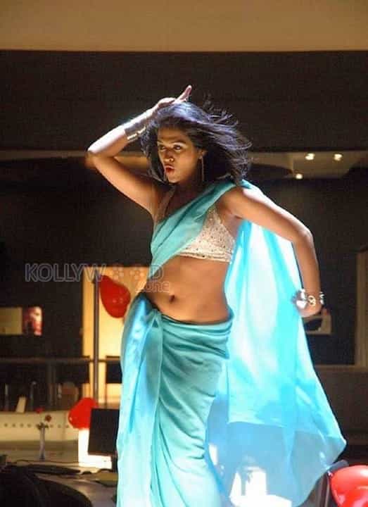 Actress Shraddha Das Sexy Pics