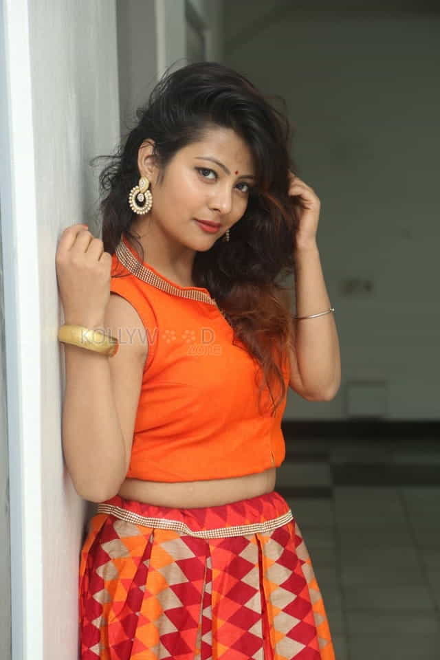 Actress Shubhangi Pant Photos