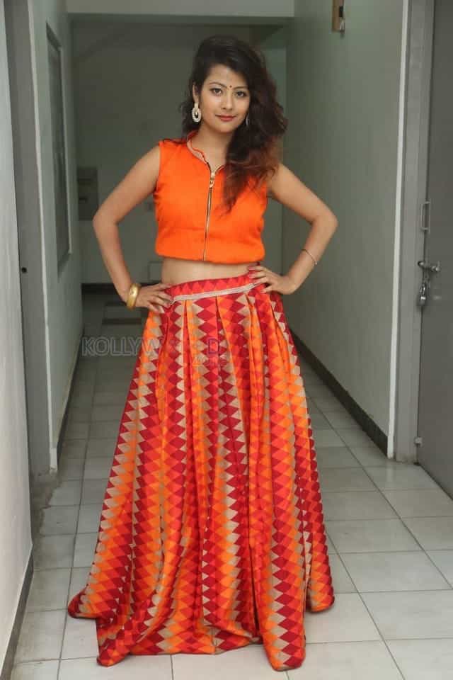 Actress Shubhangi Pant Photos