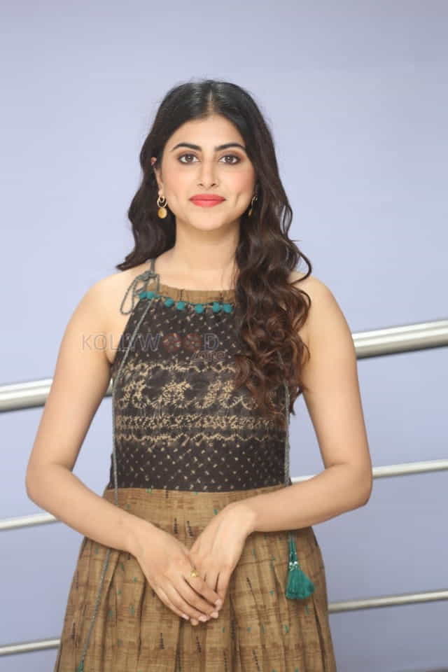 Actress Shweta Avasthi At Malli Malli Chusa Trailer Launch Photos