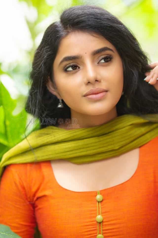 Actress Sumaya Reddy Latest Photo Shoot Stills