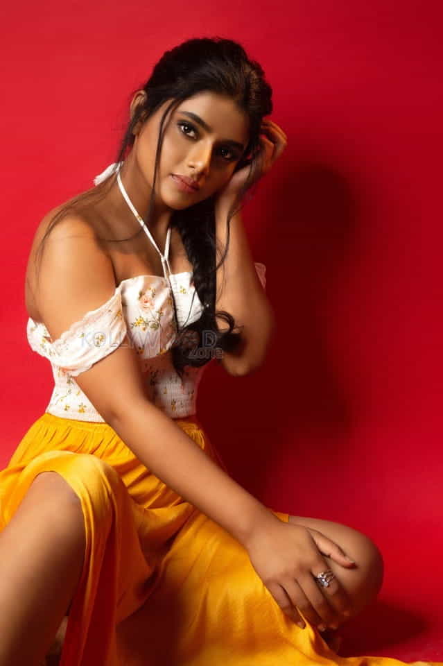 Actress Sumaya Reddy Latest Photo Shoot Stills