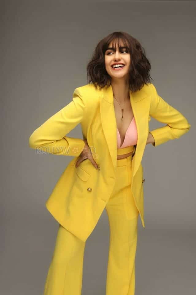 Adah Sharma Sexy Yellow Dress Pink Bra Photoshoot Stills 02