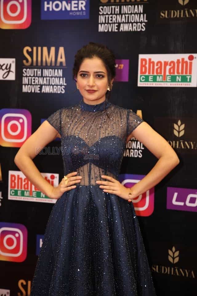 Ashika Ranganath at SIIMA Awards 2021 Day 2 Photos 06