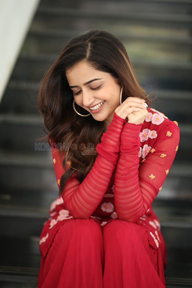 Beautiful Heroine Ashika Ranganath at Naa Saami Ranga Interview Pictures 32