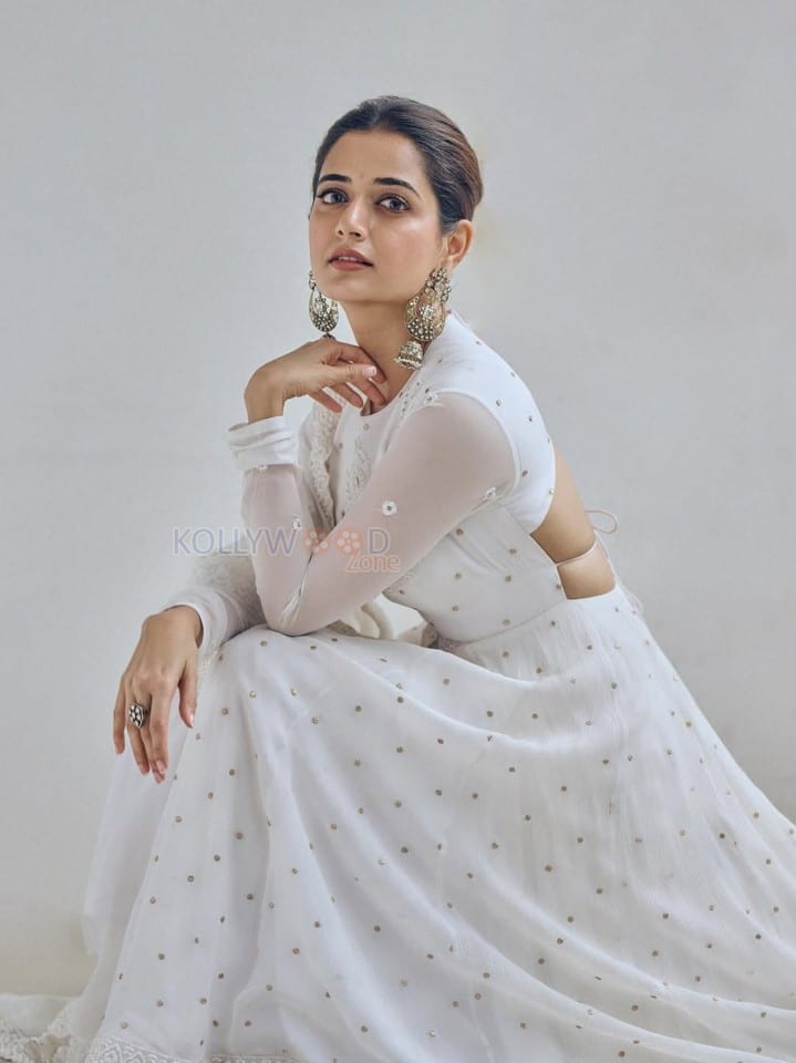 Beautiful Kannada Actress Ashika Ranganath in a White Anarkali Lehenga Photos 07