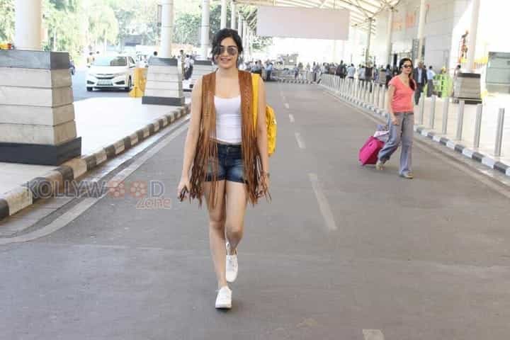 Bollywood Beauty Adah Sharma Sexy Photos