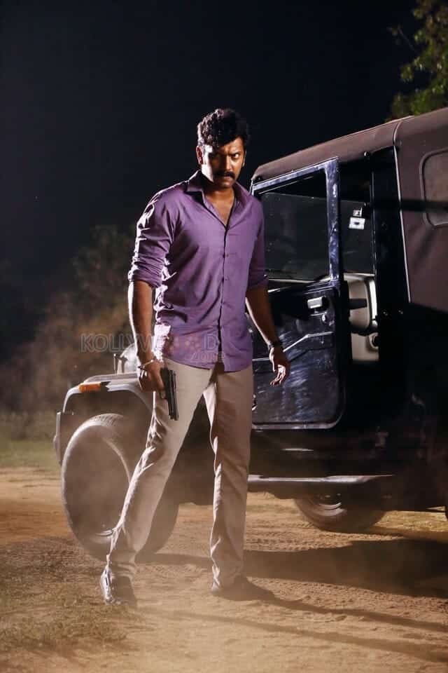 Dejavu Movie Arulnithi Photos 04