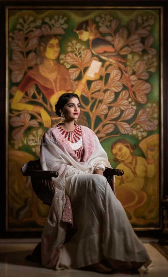 Enchanting Sonam Kapoor Photoshoot Stills 07