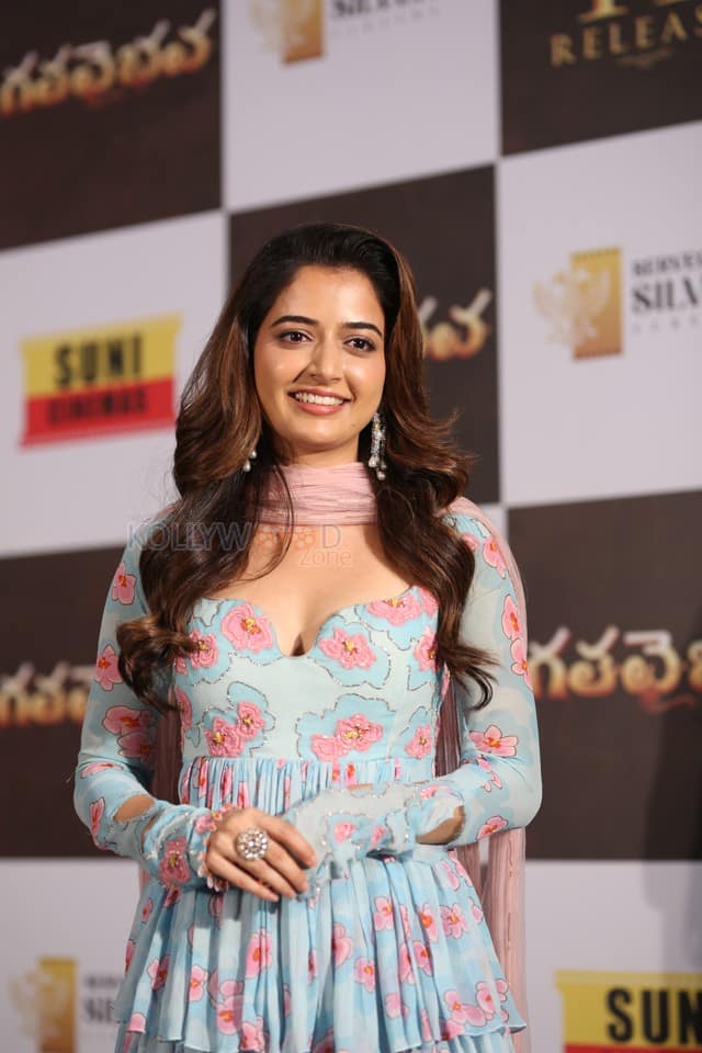 Heroine Ashika Ranganath at Gatha Vaibhava Movie Press Meet Photos 09