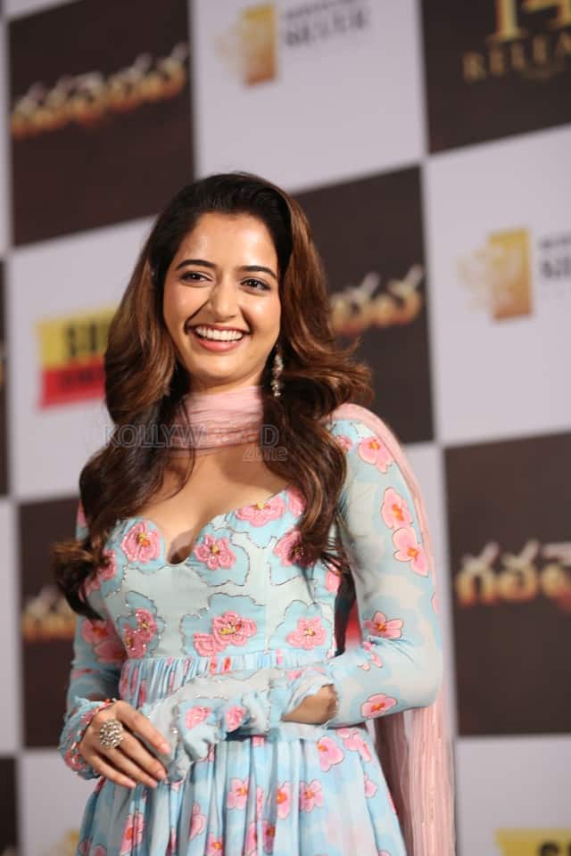Heroine Ashika Ranganath at Gatha Vaibhava Movie Press Meet Photos 10