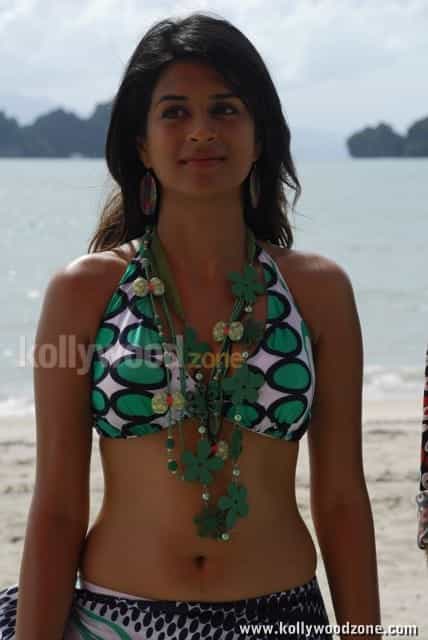 Hot Shraddha Das Swimsuit Bikini Pictures