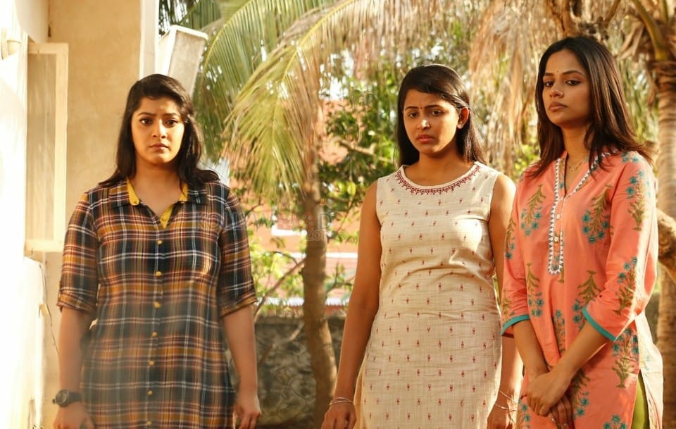 Kannitheevu Movie Pictures