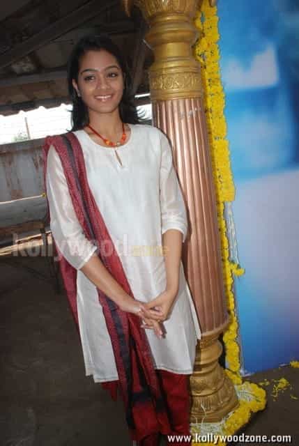 Mathappu Heroine Gayathri Photos