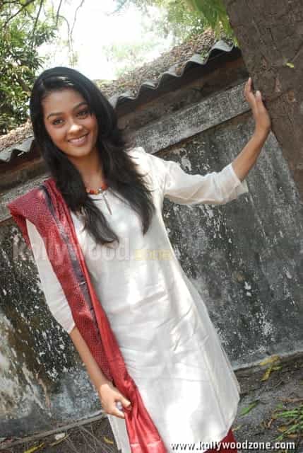 Mathappu Heroine Gayathri Photos