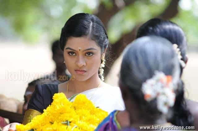 Rummy Movie Heroine Gayathri Stills