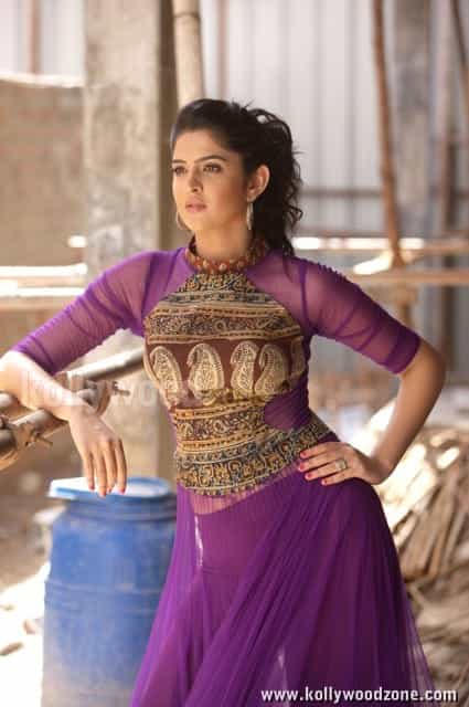 Sexy Actress Deeksha Seth Photos