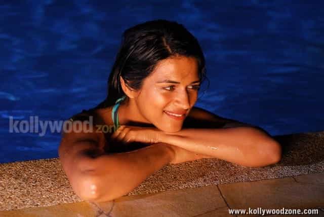 Shraddha Das Hot Bikini Pictures