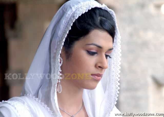 Shraddha Das Hot Pictures