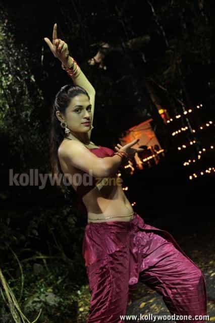 Shraddha Das Nankam Pirai Stills