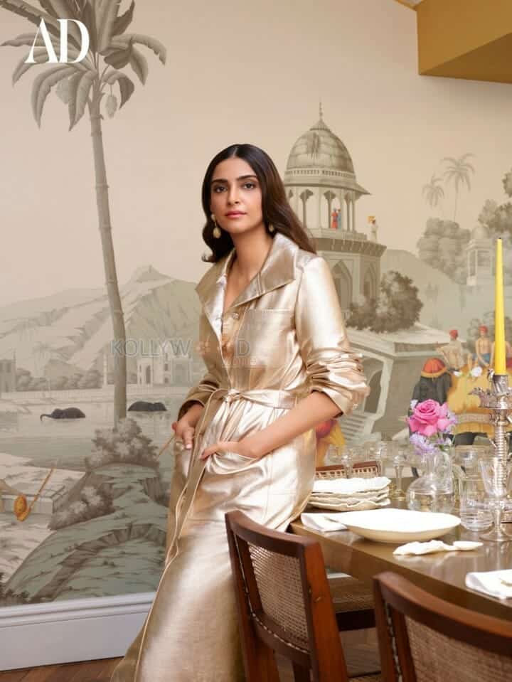 Sonam Kapoor AD Magazine Photo 01