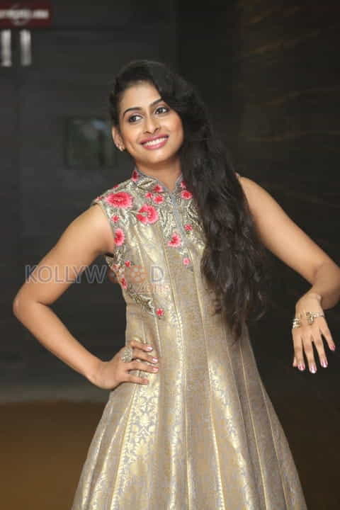 Telugu Actress Nithya Naresh New Photos
