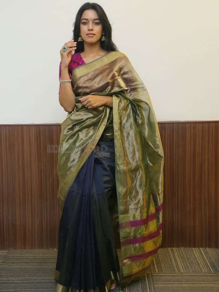 Actress Mirnalini Ravi at Maama Mascheendra Pre Release Event Pictures 05