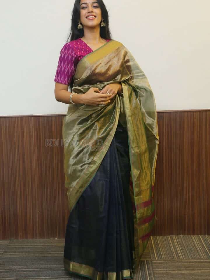 Actress Mirnalini Ravi at Maama Mascheendra Pre Release Event Pictures 06