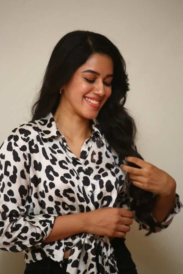 Actress Mirnalini Ravi in Black Dotted Shirt Photoshoot Stills 04