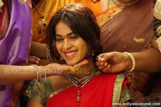 Genelia In Uthama Puthiran Movie Stills 22