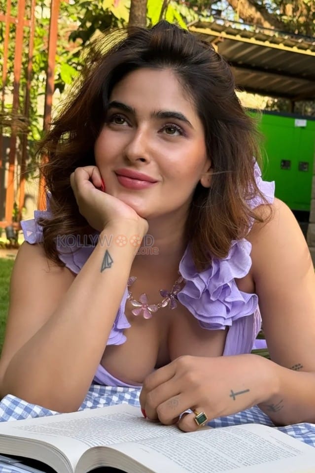 Karishma Sharma Busty Cleavage in a Long Maxi Dress Pictures 01
