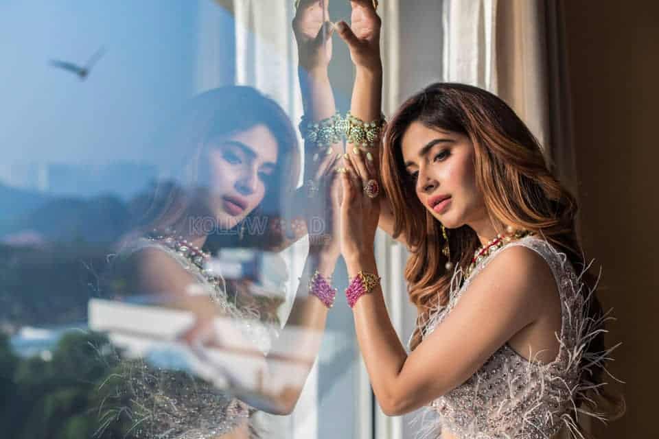 Karishma Sharma New Sexy Photoshoot Stills 01