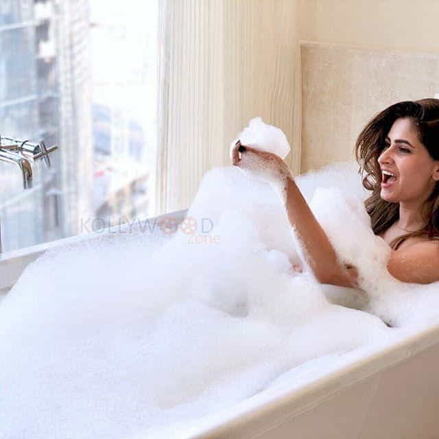 Karishma Sharma Very Hot Photos 10